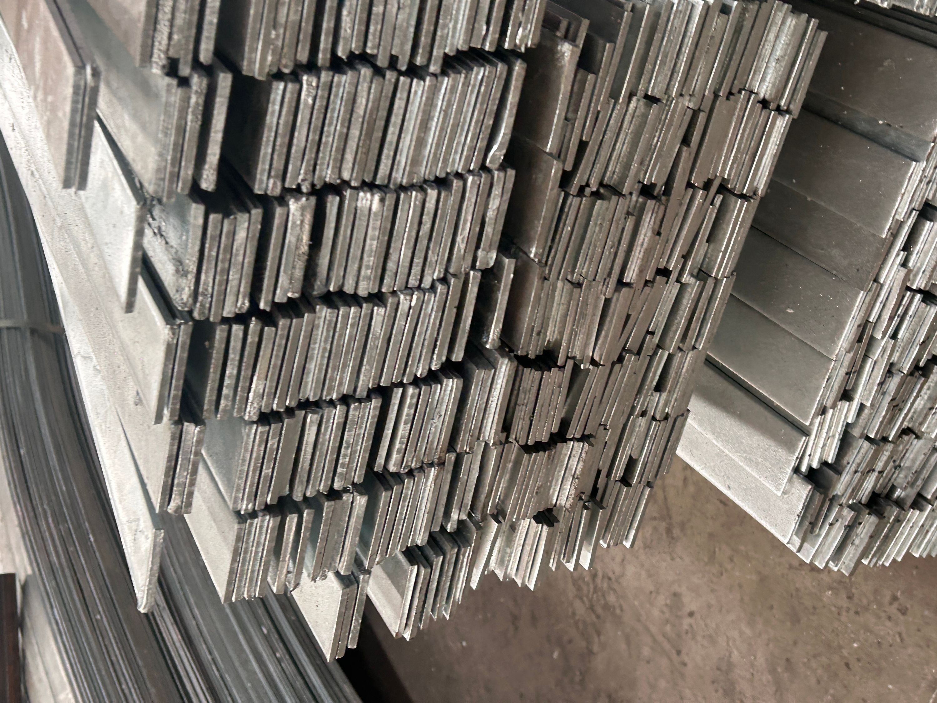 Hot-Dip Galvanized Flat Bar Supplier: Leading Quality and Reliability in Every Order